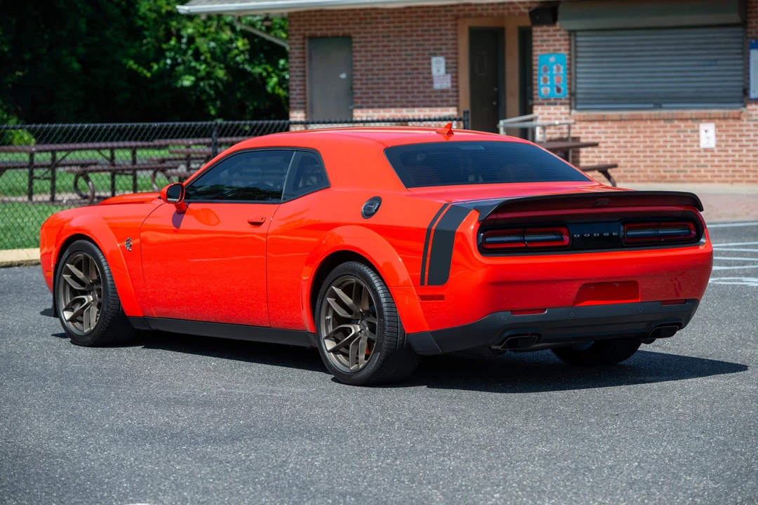 2023 Dodge Challenger SRT Hellcat 3rd Gen - Image 10 of 31