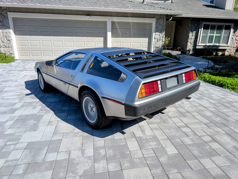 1983 DeLorean DMC-12 - Image 15 of 31