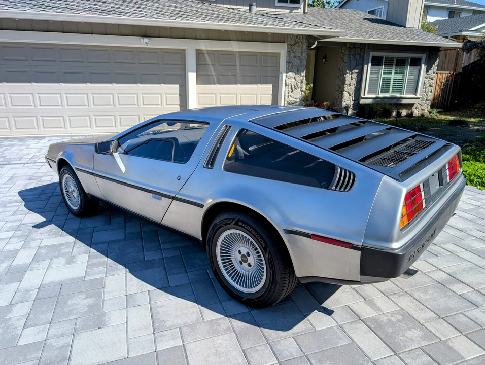 1983 DeLorean DMC-12 - Image 16 of 31