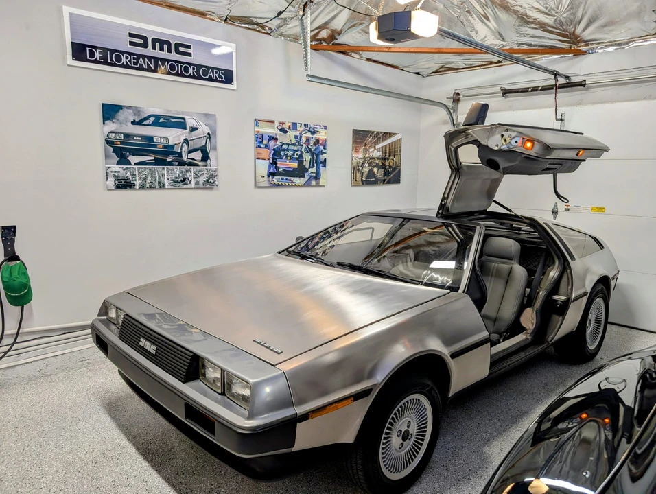 1983 DeLorean DMC-12 - Image 20 of 31