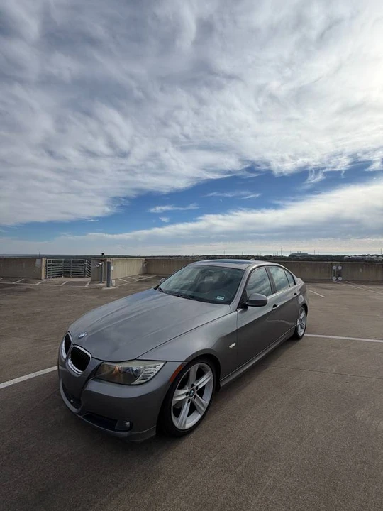 2009 BMW E90 3 Series Sedan - Image 8 of 15