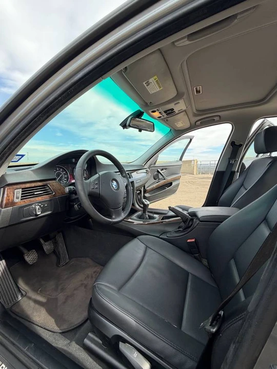 2009 BMW E90 3 Series Sedan - Image 11 of 15