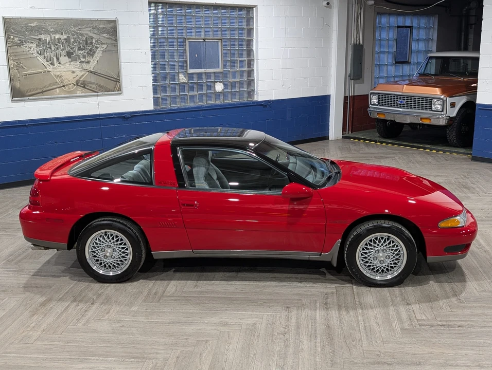 1992 Plymouth Laser - Image 10 of 31
