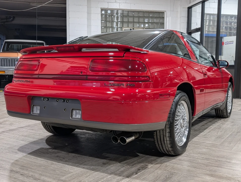 1992 Plymouth Laser - Image 11 of 31