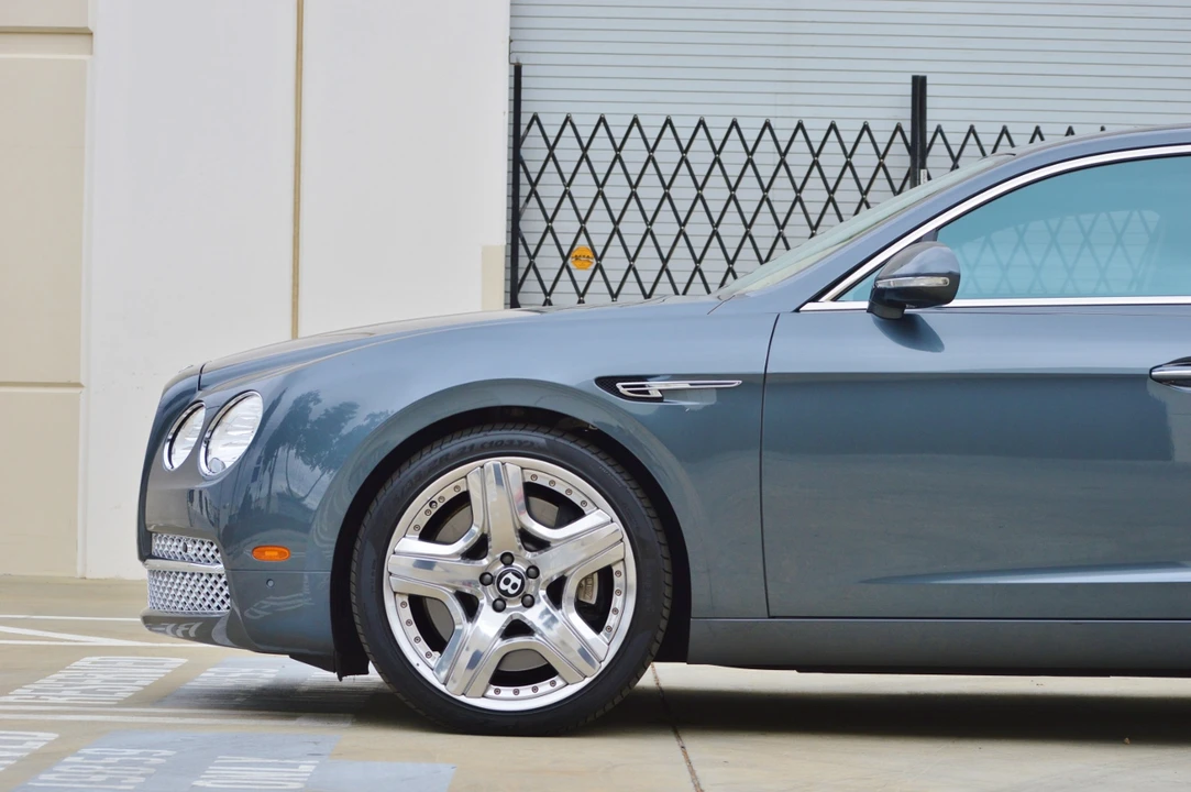 2014 Bentley Continental Flying Spur - Image 26 of 31