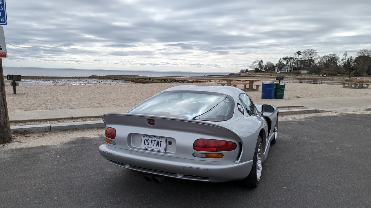 1998 Dodge Viper GTS 2nd Gen - Image 14 of 31