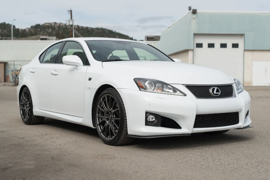 2014 Lexus IS F 2nd Gen - Image 12 of 31