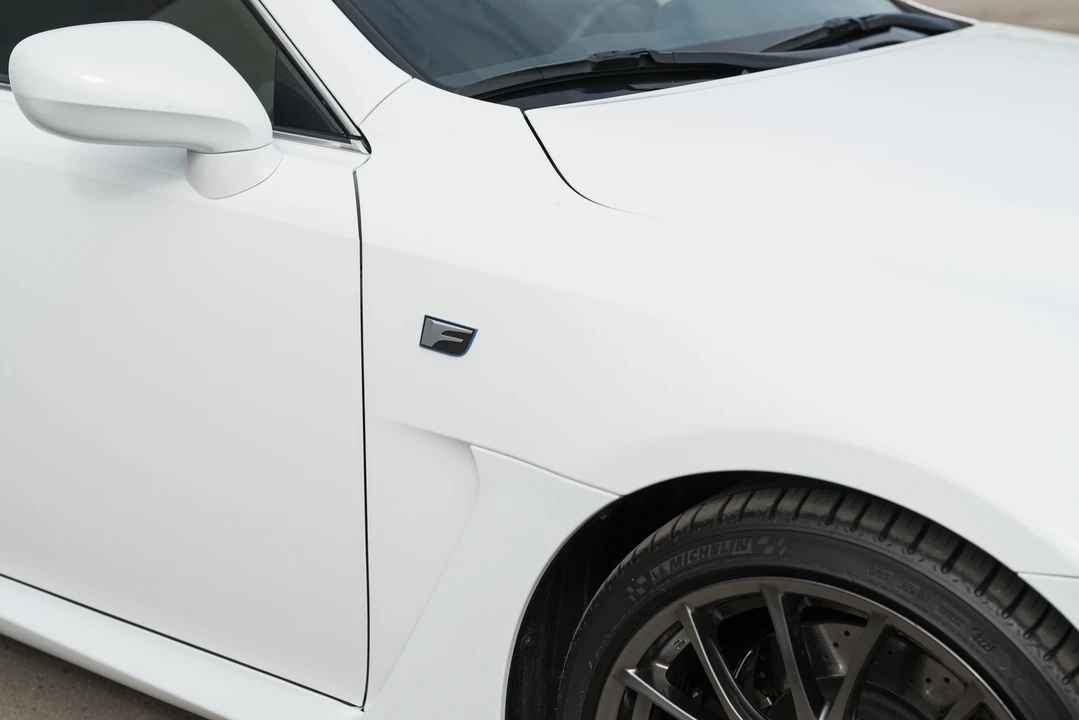 2014 Lexus IS F 2nd Gen - Image 24 of 31