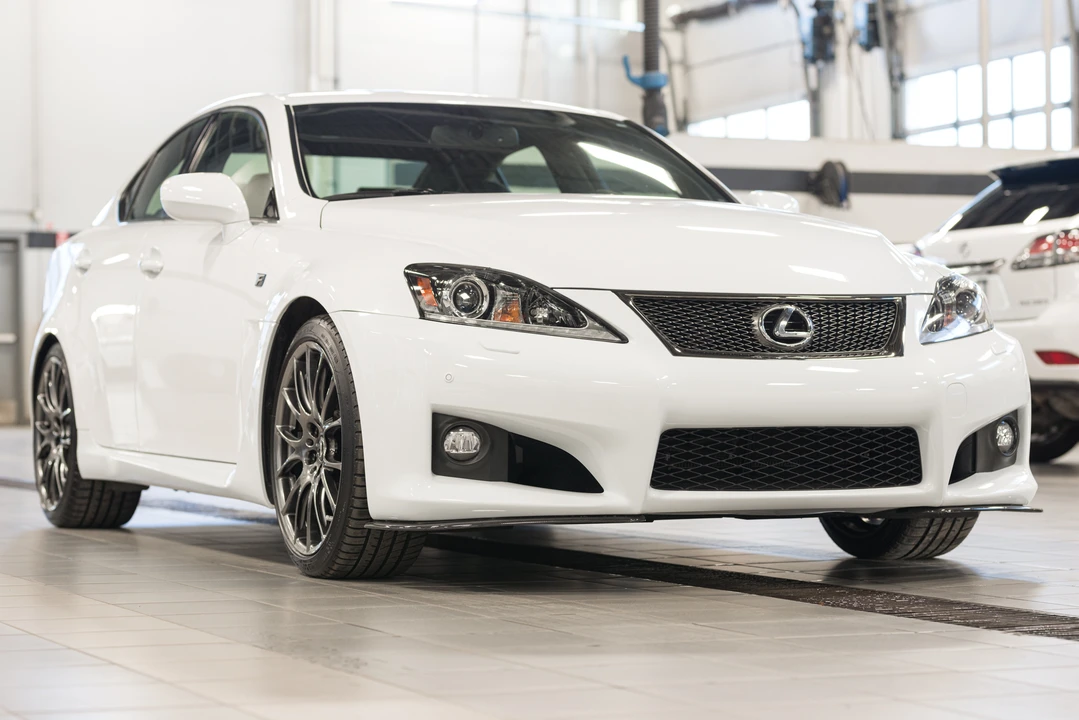 2014 Lexus IS F 2nd Gen - Image 13 of 31