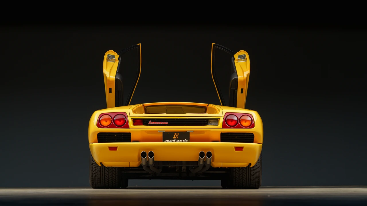 1991 Lamborghini Diablo - Image 16 of 31