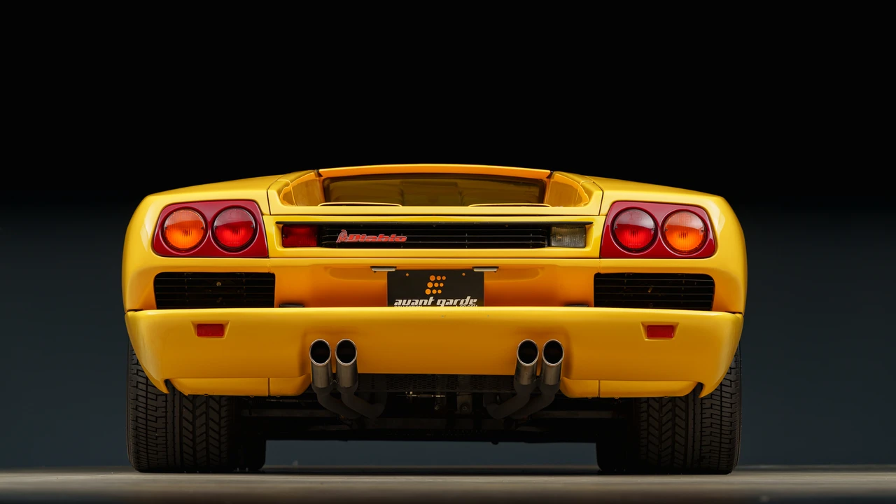1991 Lamborghini Diablo - Image 17 of 31