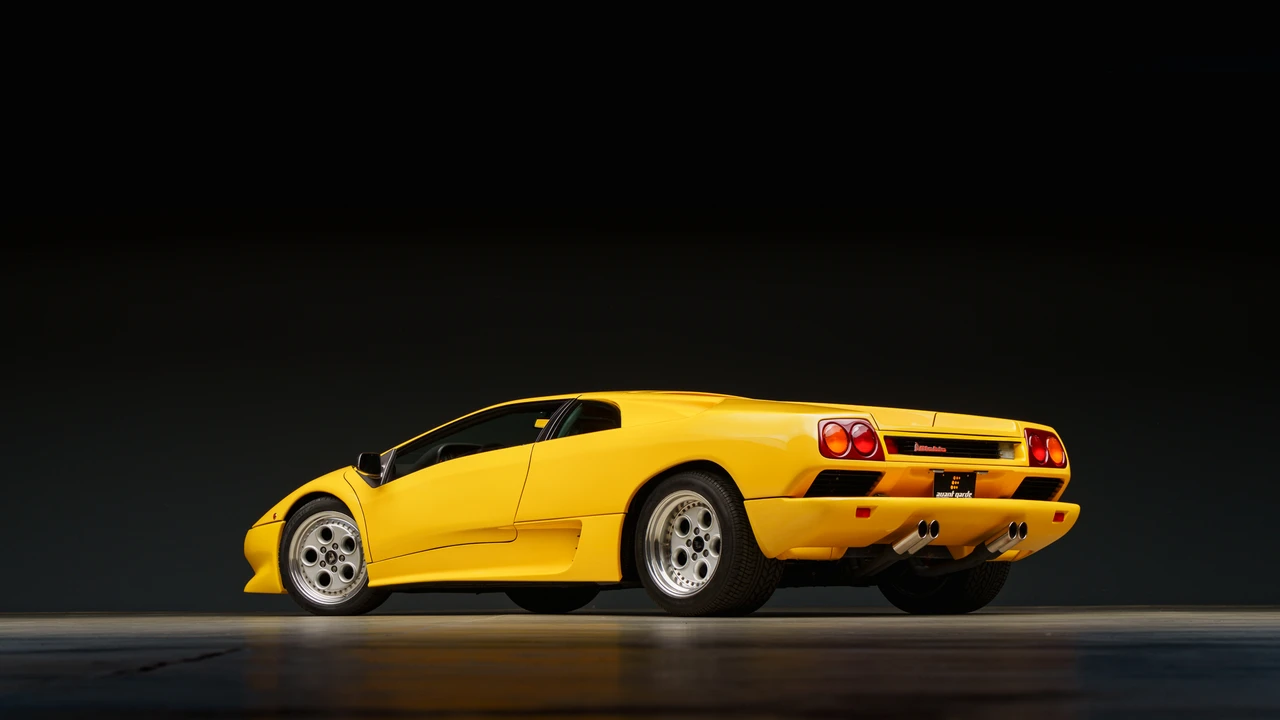 1991 Lamborghini Diablo - Image 18 of 31