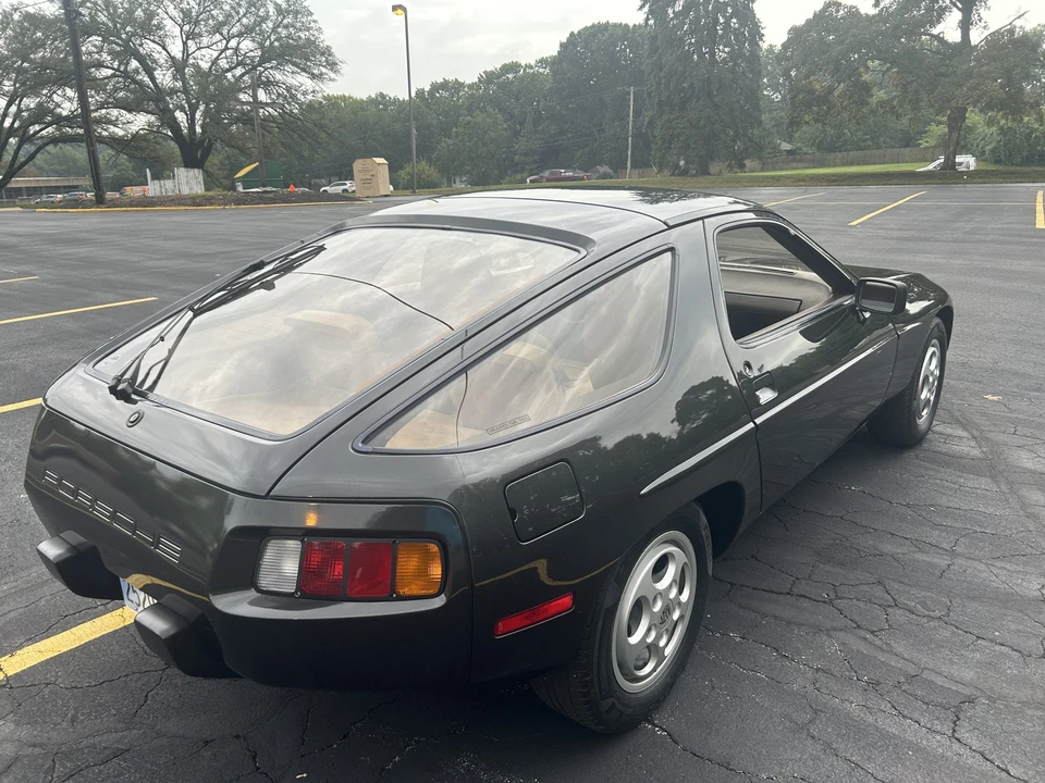 1980 Porsche 928 - Image 4 of 31