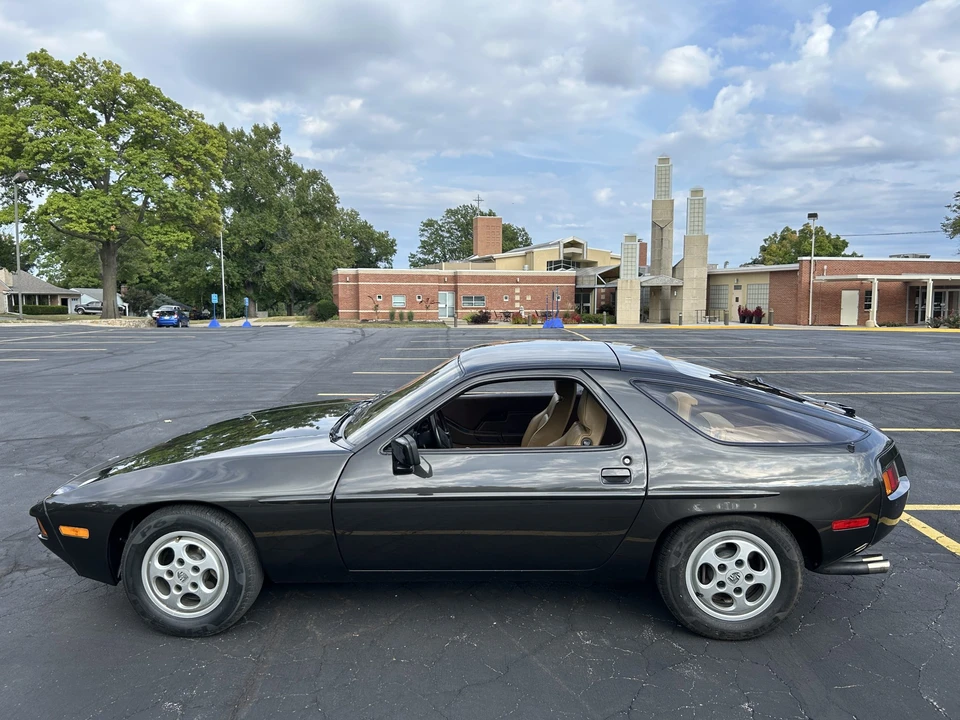 1980 Porsche 928 - Image 10 of 31