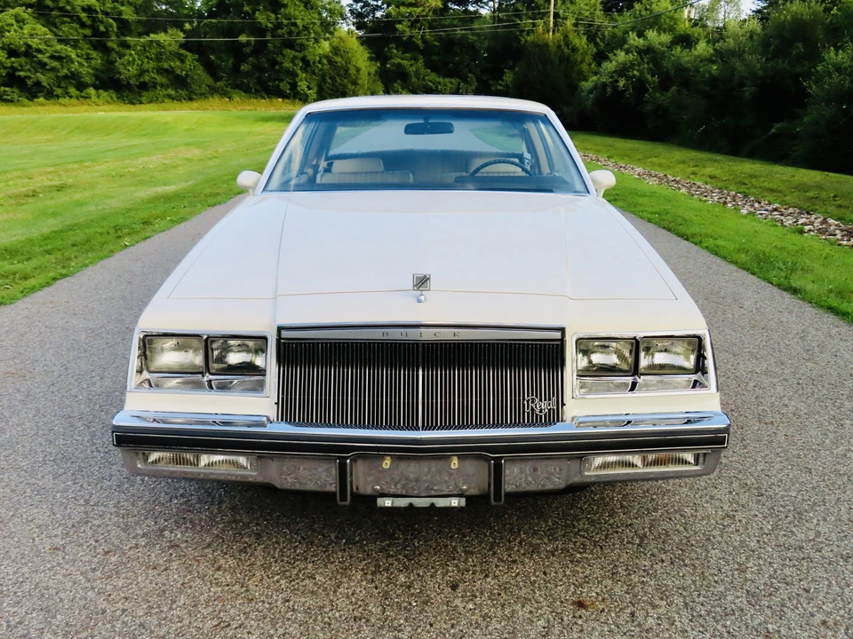 1981 Buick Regal - Image 9 of 31