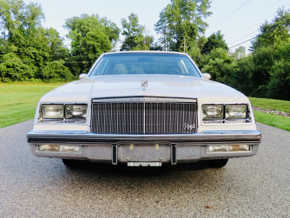 1981 Buick Regal - Image 8 of 31