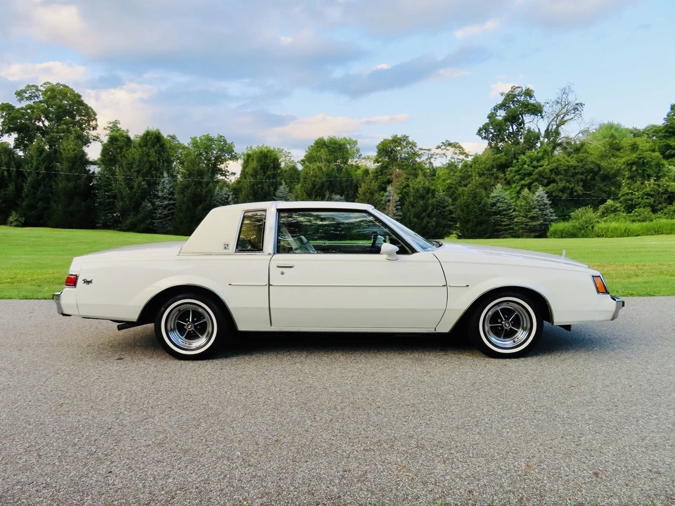 1981 Buick Regal - Image 17 of 31