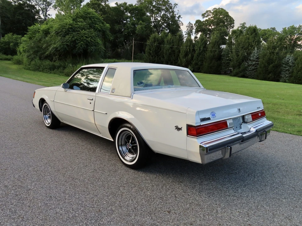 1981 Buick Regal - Image 27 of 31