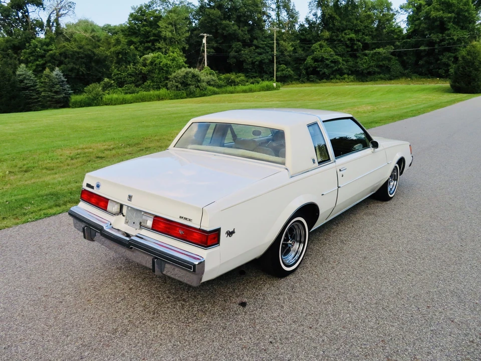 1981 Buick Regal - Image 21 of 31