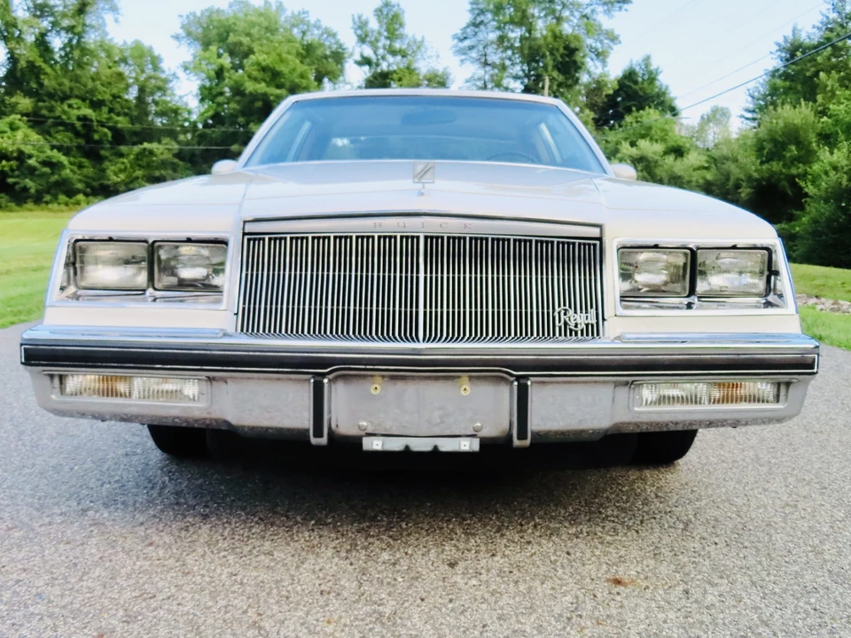 1981 Buick Regal - Image 12 of 31