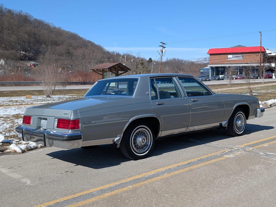 1983 Buick LeSabre - Image 30 of 31