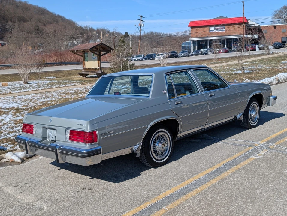 1983 Buick LeSabre - Image 31 of 31