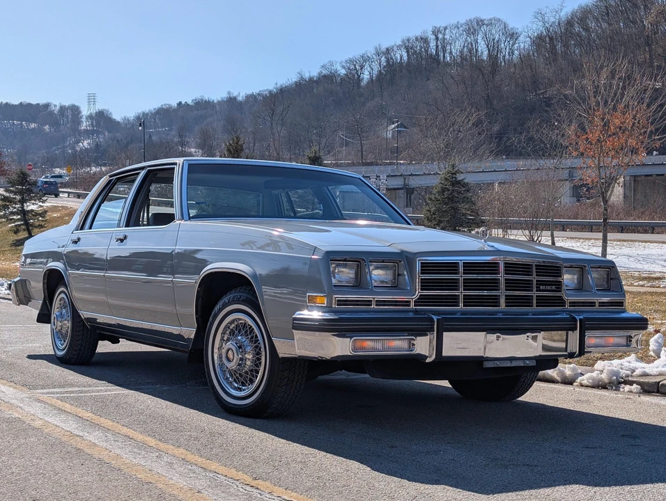 1983 Buick LeSabre - Image 11 of 31