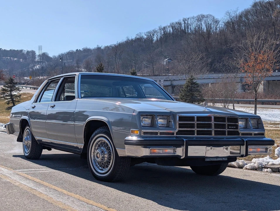 1983 Buick LeSabre - Image 12 of 31