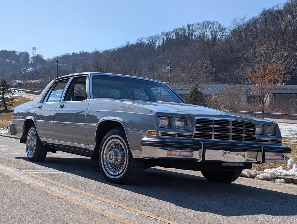 1983 Buick LeSabre - Image 9 of 31
