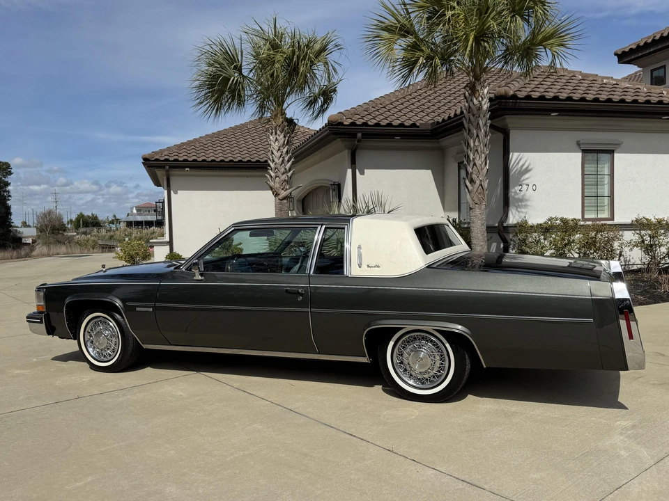 1983 Cadillac DeVille 5th Gen - Image 18 of 31