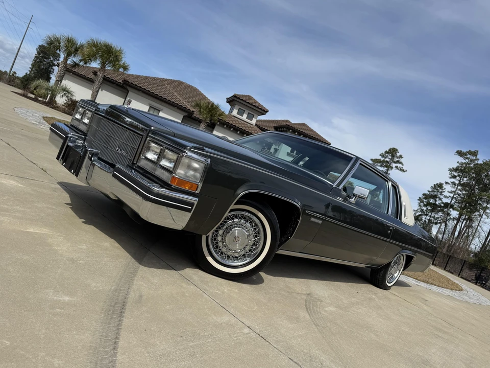 1983 Cadillac DeVille 5th Gen - Image 12 of 31