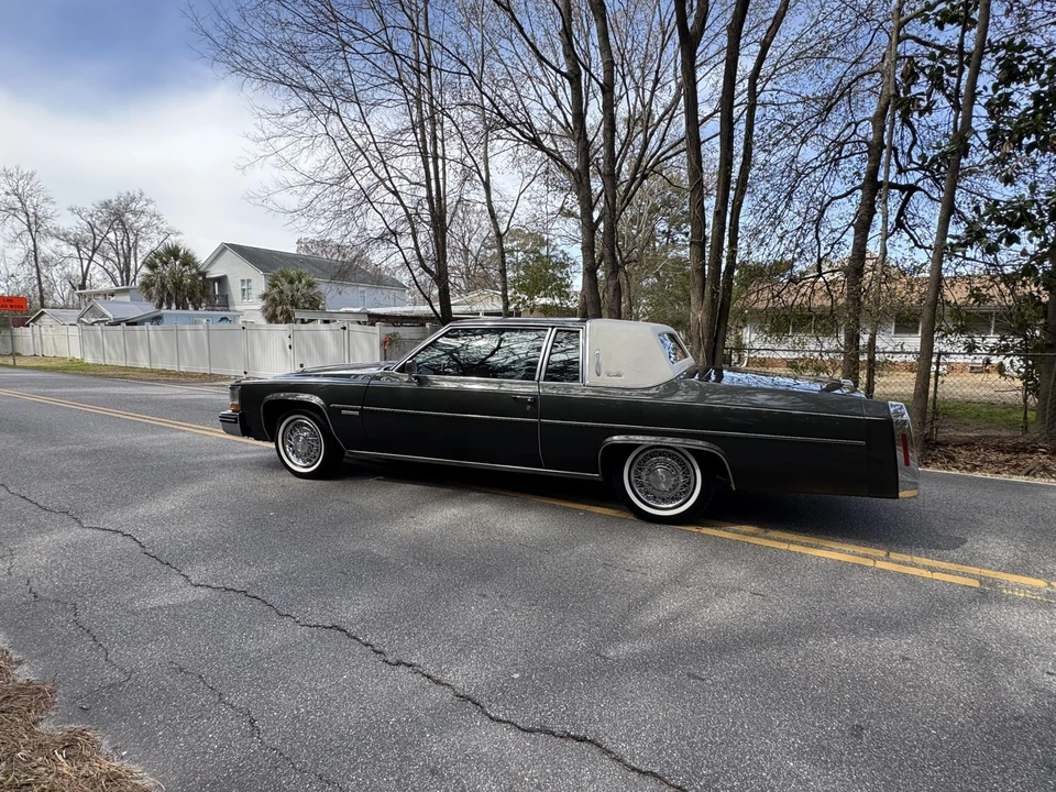 1983 Cadillac DeVille 5th Gen - Image 3 of 31