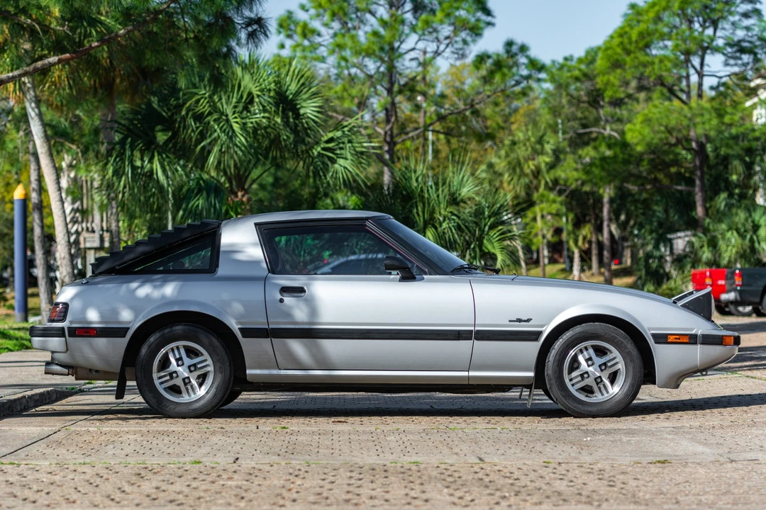 1985 Mazda RX-7 SA & FB - Image 7 of 31