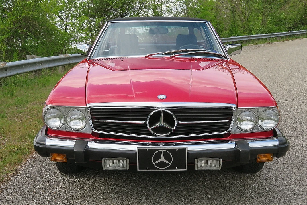 1985 Mercedes-Benz R107 SL-Class - Image 16 of 31