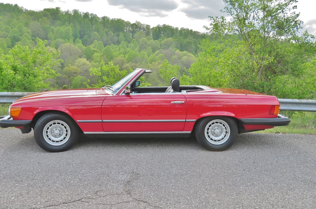 1985 Mercedes-Benz R107 SL-Class - Image 3 of 31