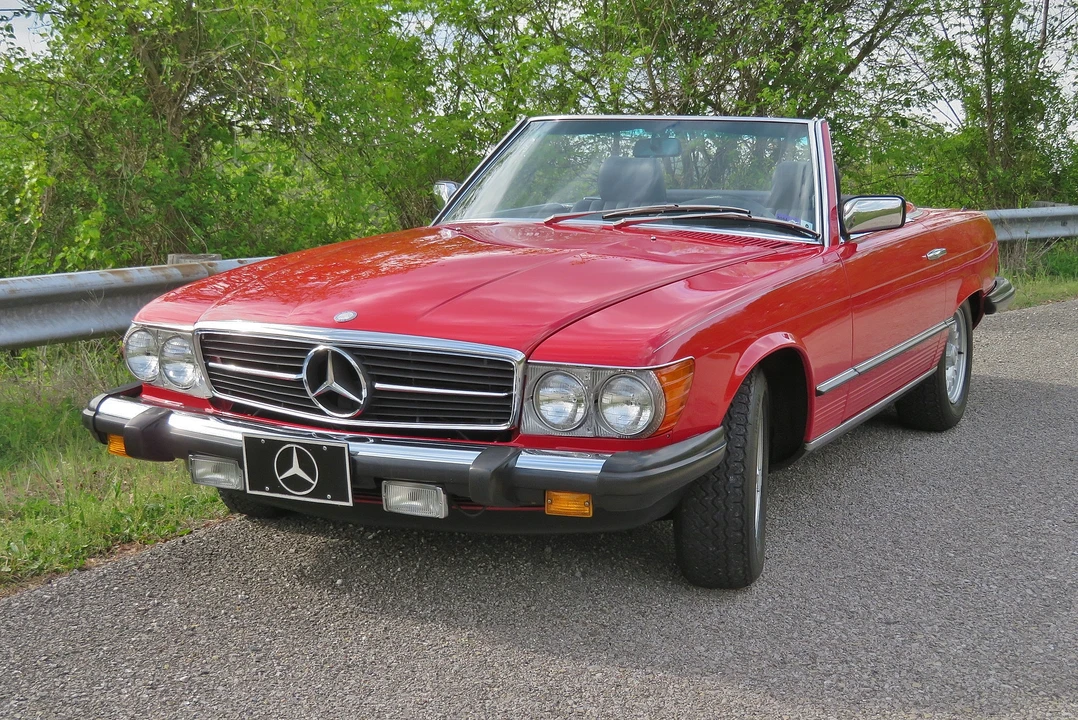 1985 Mercedes-Benz R107 SL-Class - Image 2 of 31