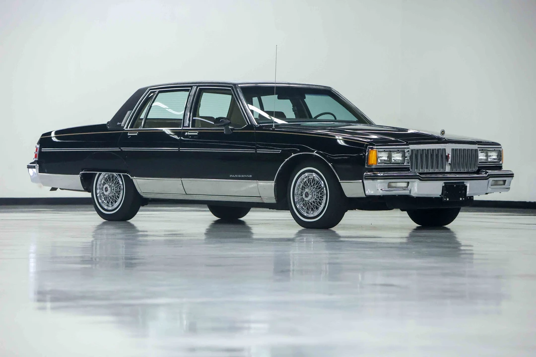 1985 Pontiac Parisienne - Image 7 of 31