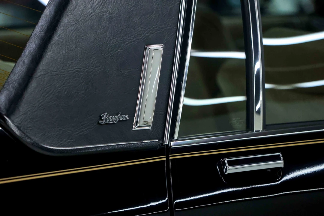 1985 Pontiac Parisienne - Image 29 of 31