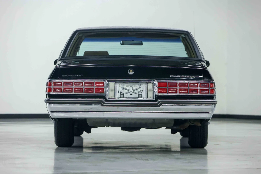 1985 Pontiac Parisienne - Image 4 of 31