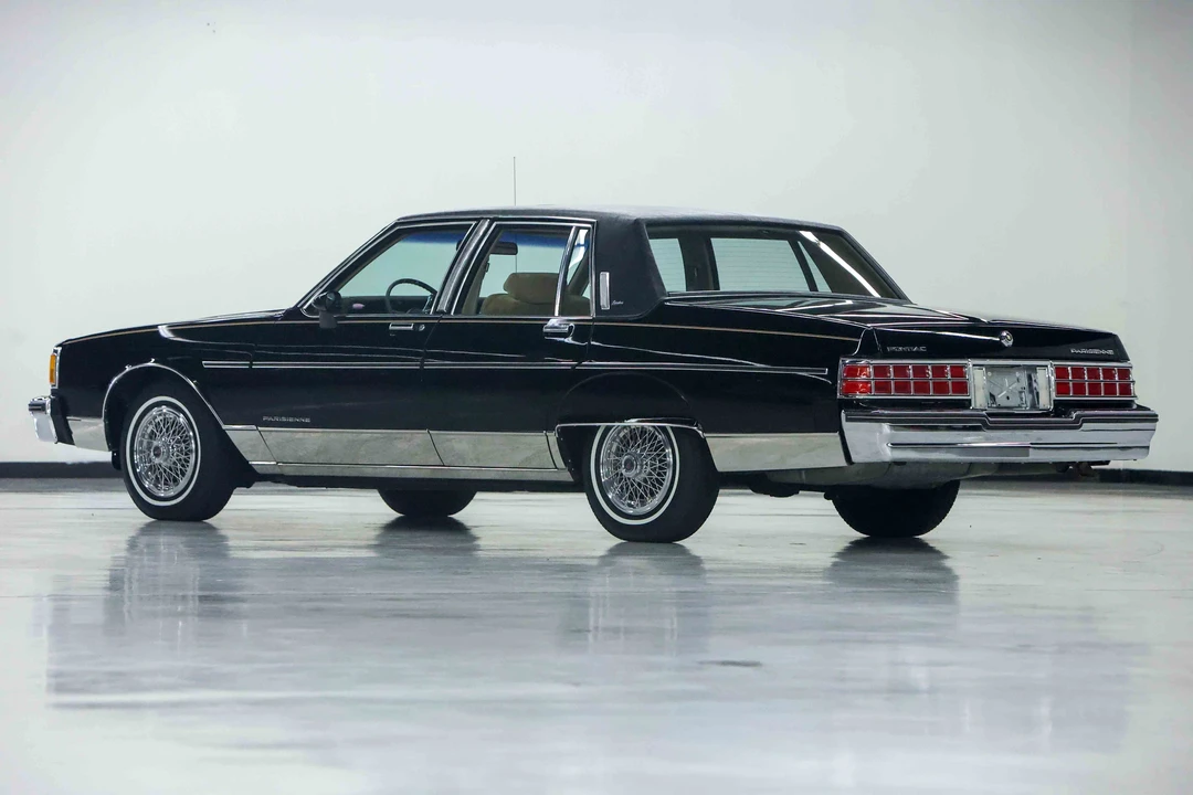 1985 Pontiac Parisienne - Image 3 of 31