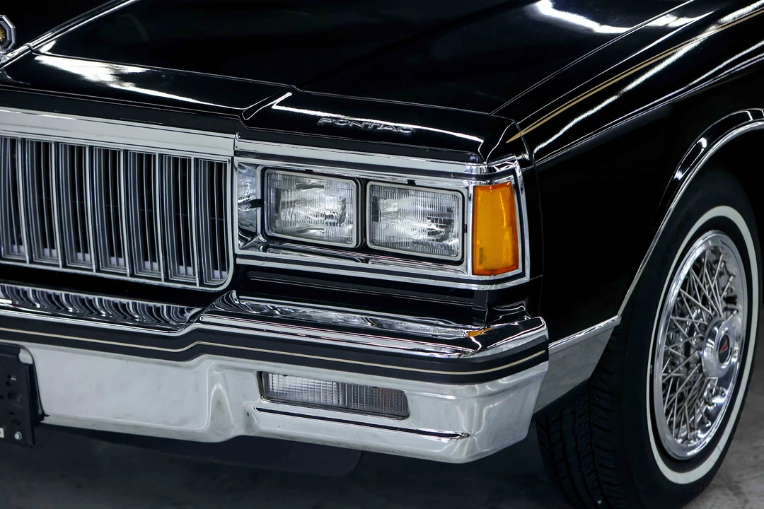 1985 Pontiac Parisienne - Image 12 of 31