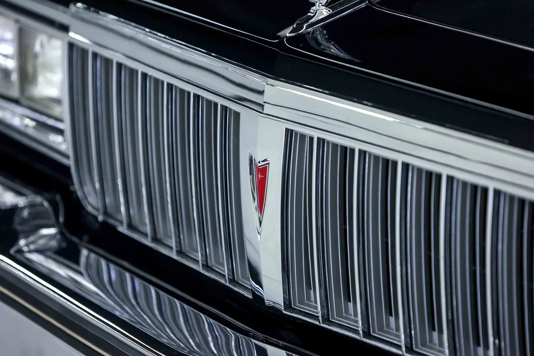 1985 Pontiac Parisienne - Image 14 of 31