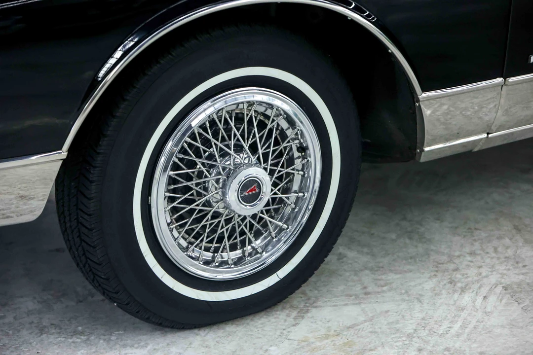 1985 Pontiac Parisienne - Image 16 of 31