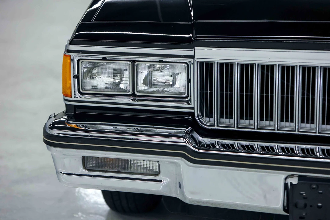 1985 Pontiac Parisienne - Image 10 of 31