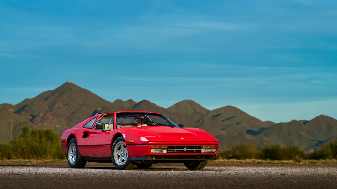 1986 Ferrari 328 GTS - Image 13 of 31