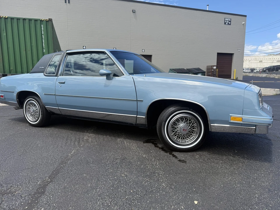 1986 Oldsmobile Cutlass Supreme - Image 4 of 31