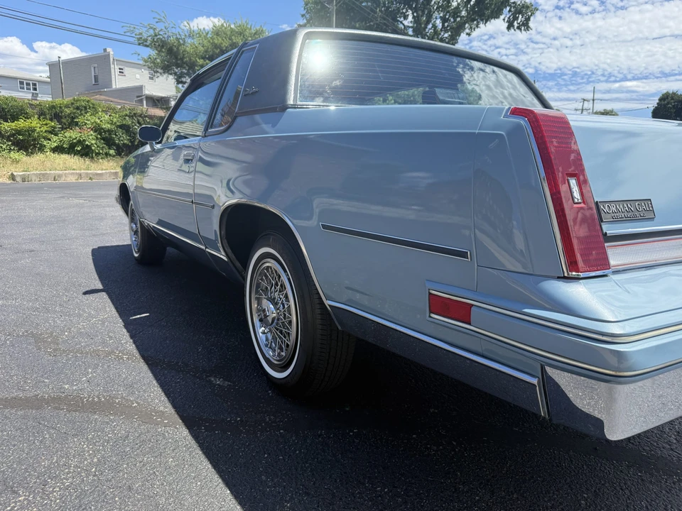 1986 Oldsmobile Cutlass Supreme - Image 25 of 31