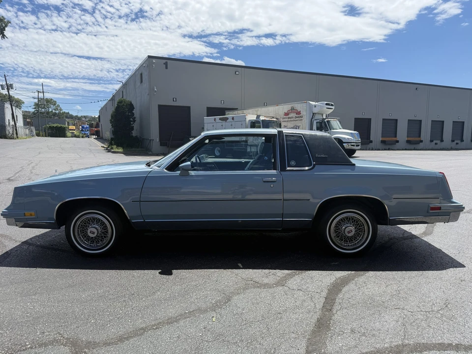 1986 Oldsmobile Cutlass Supreme - Image 11 of 31