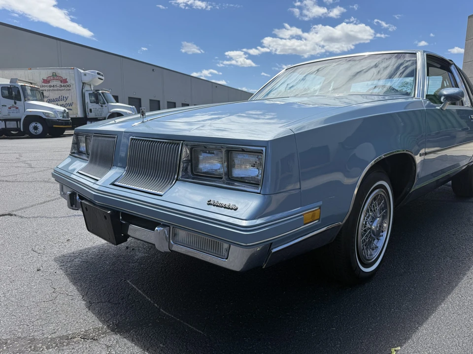 1986 Oldsmobile Cutlass Supreme - Image 14 of 31