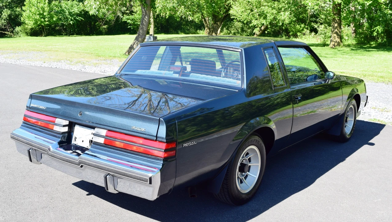 1987 Buick Regal - Image 19 of 31